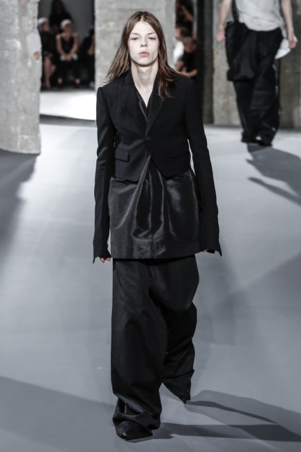 rick-owens-mens-ss17-27