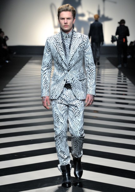 roberto-cavalli-menswear-aw1213_46
