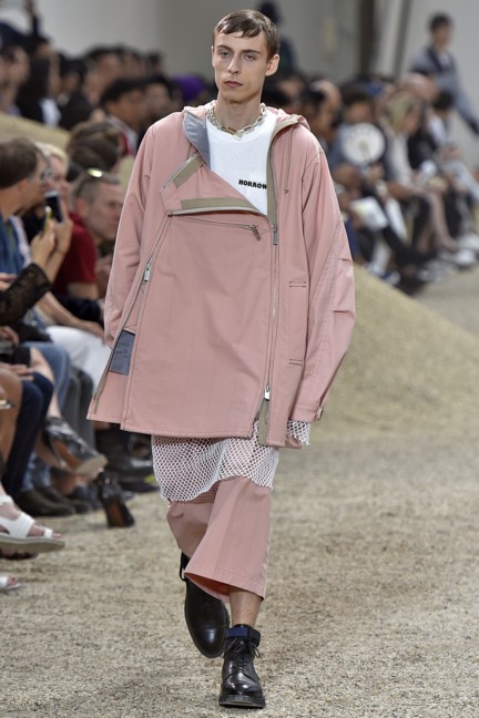 sacai-paris-mens-ss-17-33