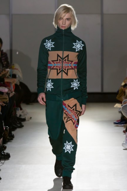 Tambourine-Tokyo-Fashion-Week-Autumn-Winter-2014-22