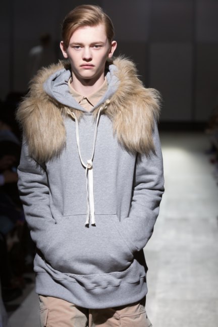 Tambourine-Tokyo-Fashion-Week-Autumn-Winter-2014-4
