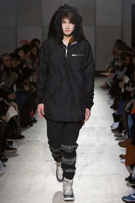 Tambourine-Tokyo-Fashion-Week-Autumn-Winter-2014-40