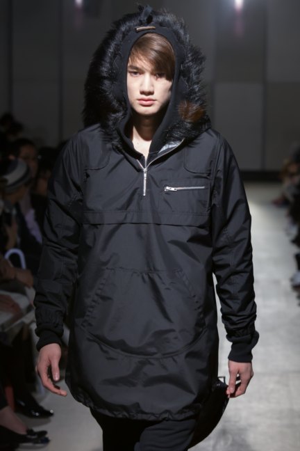 Tambourine-Tokyo-Fashion-Week-Autumn-Winter-2014-41