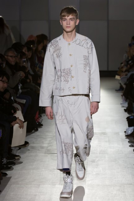 Tambourine-Tokyo-Fashion-Week-Autumn-Winter-2014-5