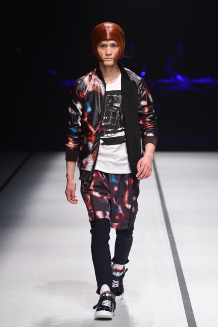 yoshio-kubo-tokyo-fashion-week-autumn-winter-2014-12
