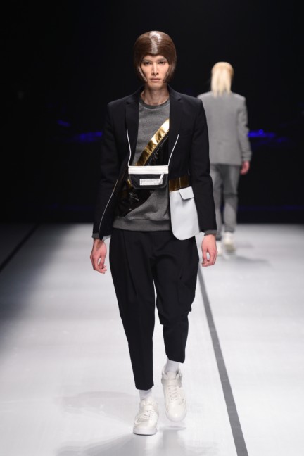 yoshio-kubo-tokyo-fashion-week-autumn-winter-2014-18