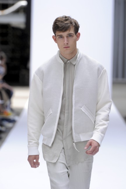 t-lauterbach_1002_ss14_pm