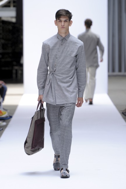 t-lauterbach_1011_ss14_pm