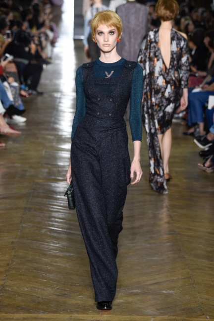 ulyana-sergeenko-haute-couture-aw-16-15