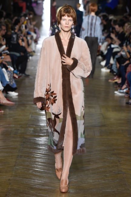 ulyana-sergeenko-haute-couture-aw-16-17
