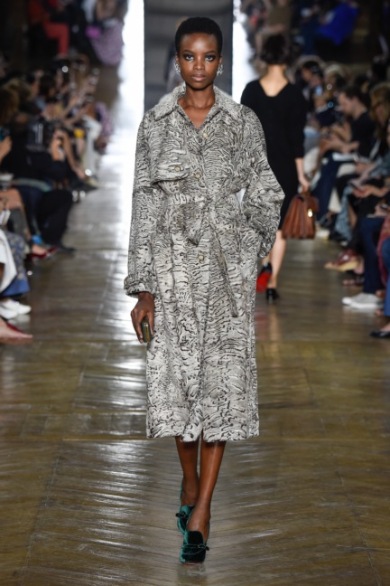 ulyana-sergeenko-haute-couture-aw-16-3