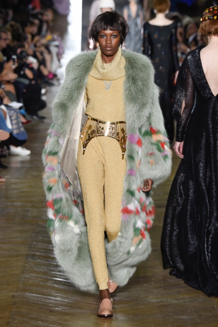ulyana-sergeenko-haute-couture-aw-16-33