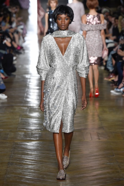 ulyana-sergeenko-haute-couture-aw-16-37