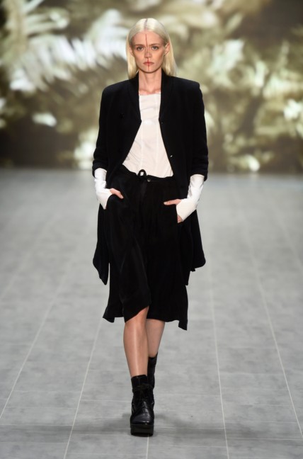 umasan-mercedes-benz-fashion-week-berlin-spring-summer-2015-20