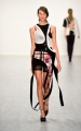 universitat-der-kunste-berlin-mercedes-benz-fashion-week-berlin-spring-summer-2015-111