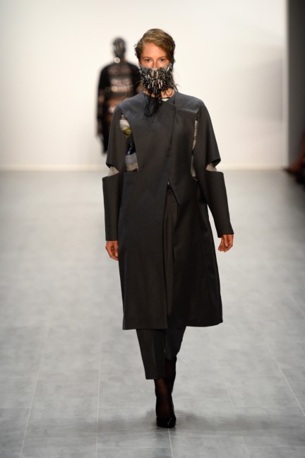 universitat-der-kunste-berlin-mercedes-benz-fashion-week-berlin-spring-summer-2015-23