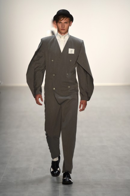universitat-der-kunste-berlin-mercedes-benz-fashion-week-berlin-spring-summer-2015-59