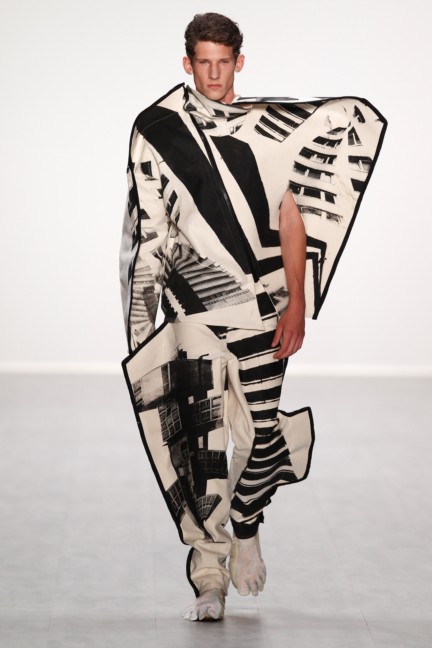 universitat-der-kunste-berlin-mercedes-benz-fashion-week-berlin-spring-summer-2015-66