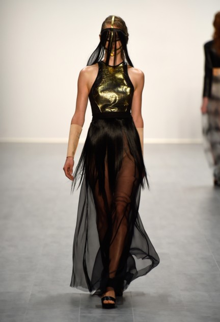 universitat-der-kunste-berlin-mercedes-benz-fashion-week-berlin-spring-summer-2015-81