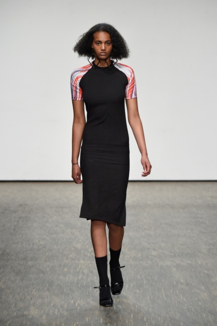 ss-2017_fashion-week-berlin_de_0006_vanesa-krongold_66507