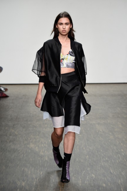 ss-2017_fashion-week-berlin_de_0018_vanesa-krongold_66495