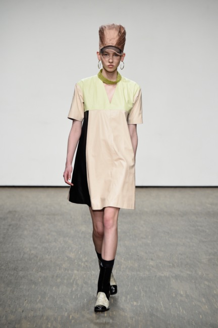 ss-2017_fashion-week-berlin_de_0031_vanesa-krongold_66482