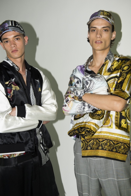 versace-milan-mens-ss-18-111