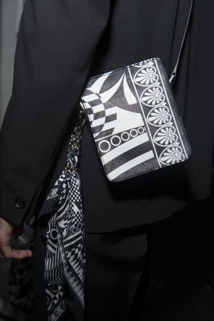 versace-milan-mens-ss-18-15