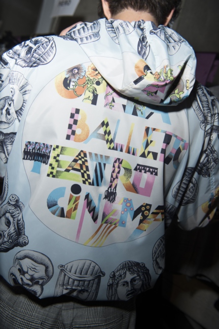 versace-milan-mens-ss-18-2