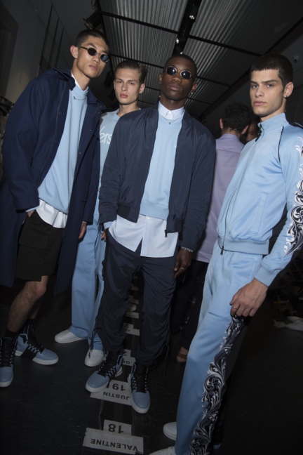 versace-milan-mens-ss-18-28