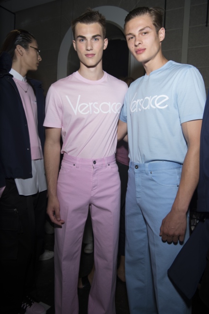 versace-milan-mens-ss-18-37