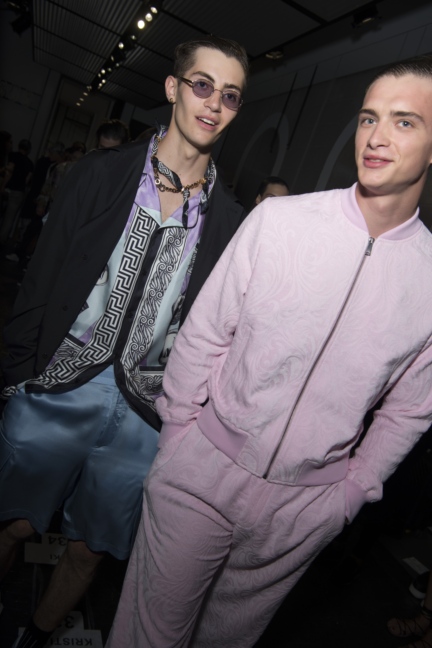 versace-milan-mens-ss-18-40