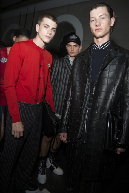 versace-milan-mens-ss-18-52