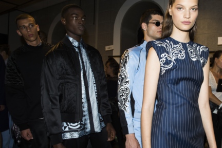 versace-milan-mens-ss-18-90