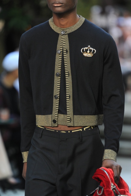 versace-milan-mens-ss-18-details-102