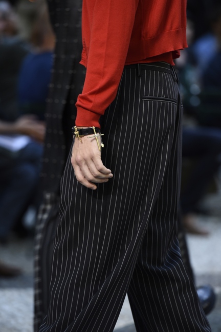 versace-milan-mens-ss-18-details-19