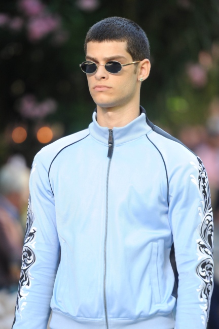 versace-milan-mens-ss-18-details-56