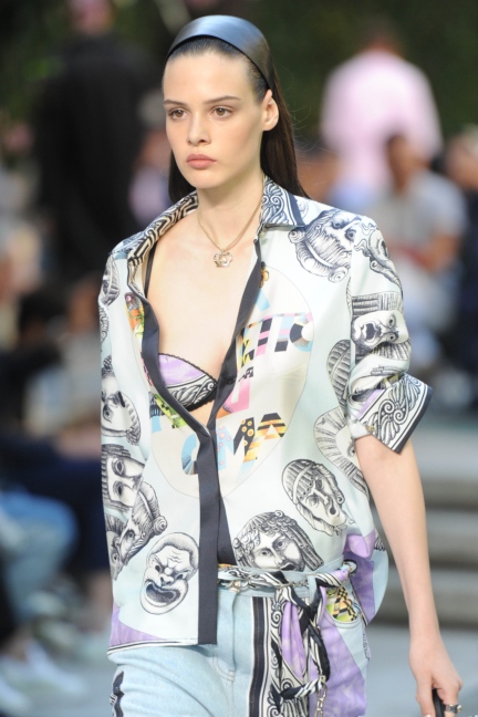 versace-milan-mens-ss-18-details-69