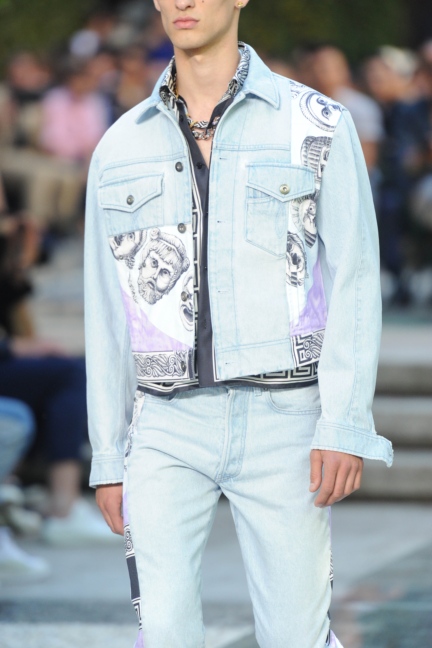 versace-milan-mens-ss-18-details-71