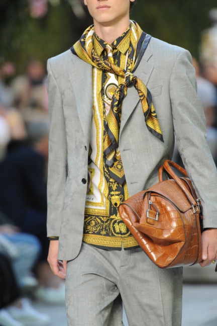 versace-milan-mens-ss-18-details-81