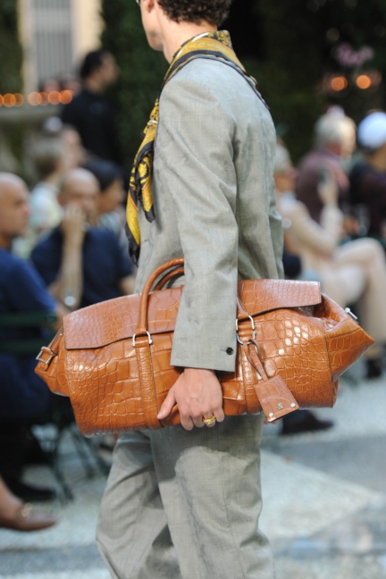 versace-milan-mens-ss-18-details-82