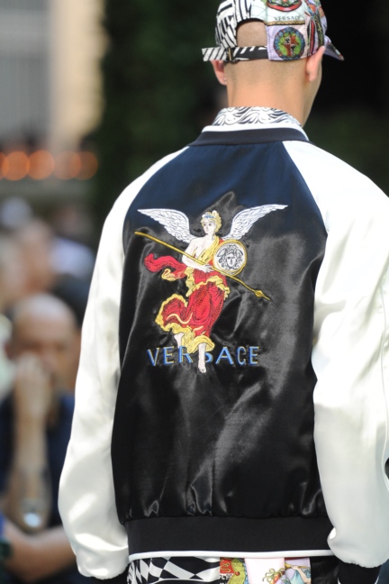 versace-milan-mens-ss-18-details-91
