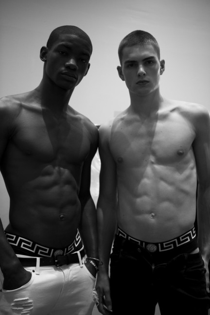ss17m-versacepre-020