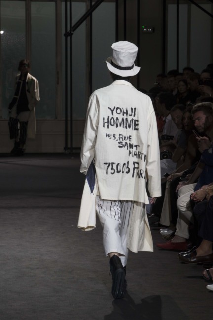 yohji-yamamoto-paris-mens-ss-17-backstage-20