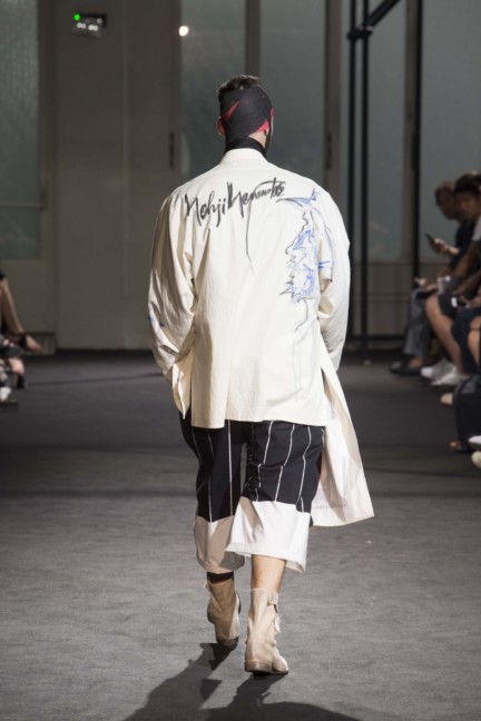 yohji-yamamoto-paris-mens-ss-17-backstage-24