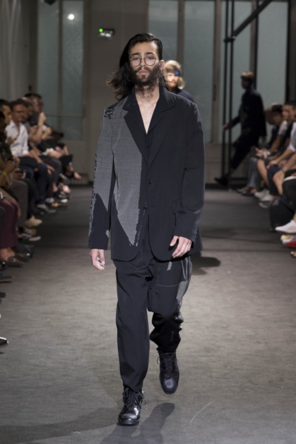 yohji-yamamoto-paris-mens-ss-17-backstage-40