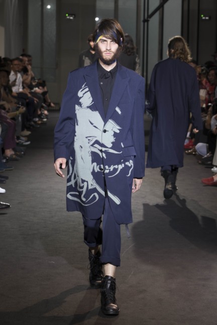 yohji-yamamoto-paris-mens-ss-17-backstage-42