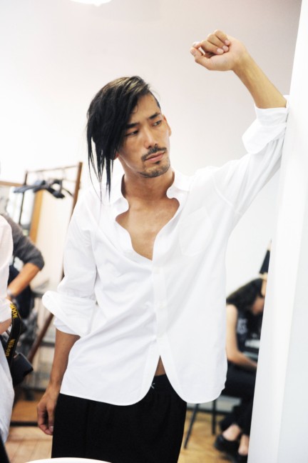 yohji-yamamoto-paris-mens-ss-17-11
