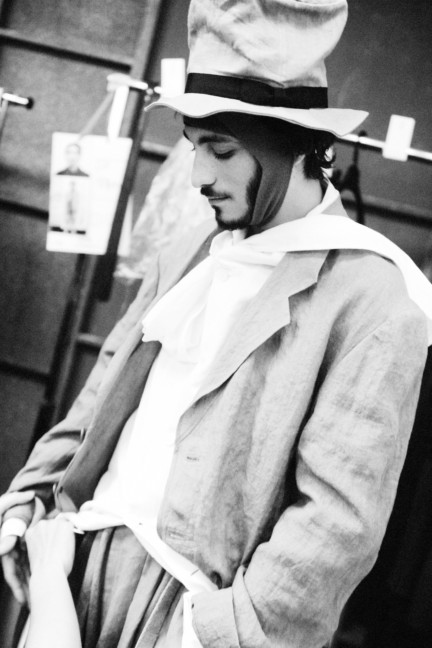 yohji-yamamoto-paris-mens-ss-17-18