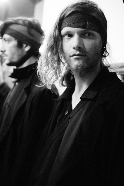 yohji-yamamoto-paris-mens-ss-17-24